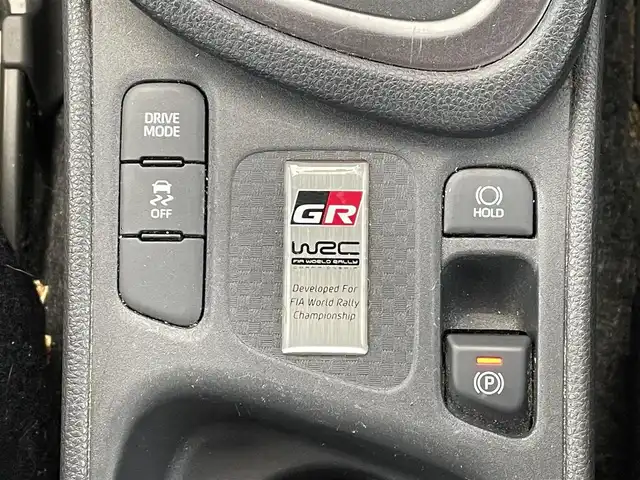 トヨタ ＧＲヤリス RS 宮城県 2021(令3)年 6.2万km スーパーホワイトⅡ 走行距離：61816ｋｍ/ワンオーナー/エンジンスターター/デュアルエアコン/純正スタッドレスタイヤ/前後ドライブレコーダー/パドルシフト/純正フロアマット/社外アルミホイール/ＡＭ・ＦＭ・ＢＴ/ＥＴＣ