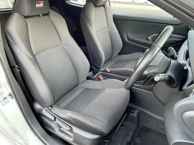 トヨタ ＧＲヤリス RS 宮城県 2021(令3)年 6.2万km スーパーホワイトⅡ 走行距離：61816ｋｍ/ワンオーナー/エンジンスターター/デュアルエアコン/純正スタッドレスタイヤ/前後ドライブレコーダー/パドルシフト/純正フロアマット/社外アルミホイール/ＡＭ・ＦＭ・ＢＴ/ＥＴＣ