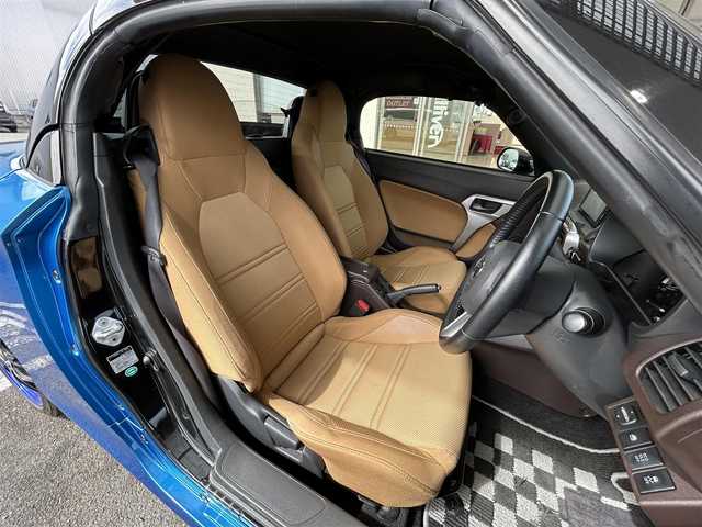 ダイハツ コペン ローブ 大阪府 2014(平26)年 8.2万km クリアブルークリスタルメタリック 社外ナビ/（フルセグ／ＢＴ／ＣＤ／ＤＶＤ）/デジタルインナーミラー/バックカメラ/横滑り装置/盗難防止装置/純正フロアマット/社外１６インチＡＷ/保証書/取扱説明書/ETC