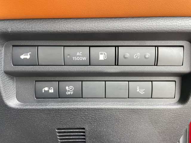 三菱 アウトランダー ＰＨＥＶ P 道央・札幌 2021(令3)年 0.9万km レッドダイヤモンド ・４WD/プラグインHV/BOSEサウンド/・純正スマホ連携ナビ/フルセグTV/・マルチアラウンドモニター/・レーダークルーズコントロール/・衝突被害軽減ブレーキシステム/・踏み間違い衝突防止アシスト/・車線逸脱警報システム/車線逸脱防止支援機能/・ふらつき警報/前方衝突予測警報/標識認識システム/・後側方衝突被害防止支援システム/・後側方車両検知警報システム/後退時車両検知警報システム/・ハンズフリーパワーバックドア/・セミアニリン本革シート/・全席シートヒーター/メモリーPシート/・LEDヘッドランプ/LEDフロントフォグランプ/・LEDデイタイムランニングランプ/・純正20インチアルミホイール/・革巻きステアリングホイール/・ワイヤレス充電/USBポート/・ステアリングヒーター/・左右後席独立温度調整オートエアコン