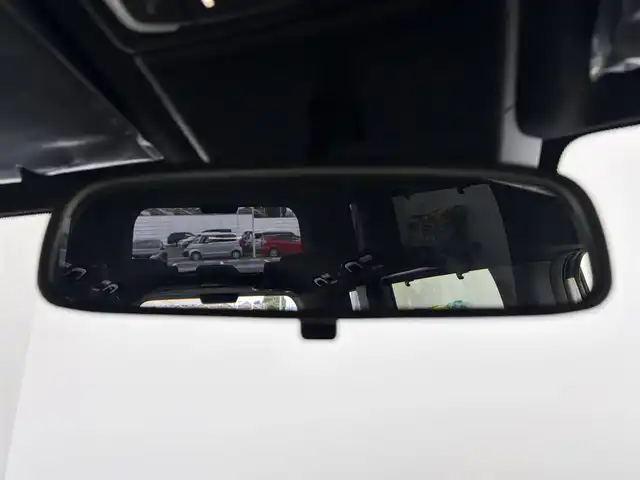 ホンダ ステップワゴン スパーダ eHEV 愛知県 2025(令7)年 0.1千km プラチナホワイトパール 登録済み未使用車/ホンダセンシング/純正11.4インチHONDA　CONNECTナビ/・Bluetooth/・CD/DVD/・AppleCarPlay/・フルセグTV/バックカメラ/ハーフレザー/シートヒーター/電動リアゲード/両側パワースライドドア/格納シート/革巻きステアリング/ステアリングリモコン/純正LEDライト/ディライト/フォグランプ/コーナリングライト/オットマン/純正16インチAW/パドルシフト