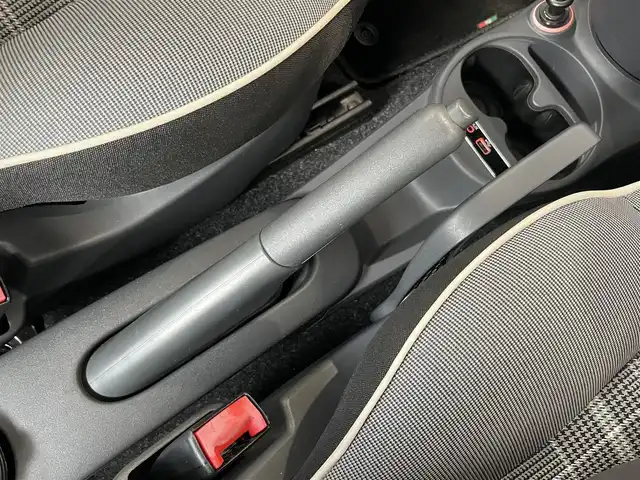 フィアット ５００ 1．2 ポップ 静岡県 2017(平29)年 2.9万km 赤 社外メモリナビ/・Bluetooth/・CD/DVD/ETC/前後ドライブレコーダー/純正フロアマット