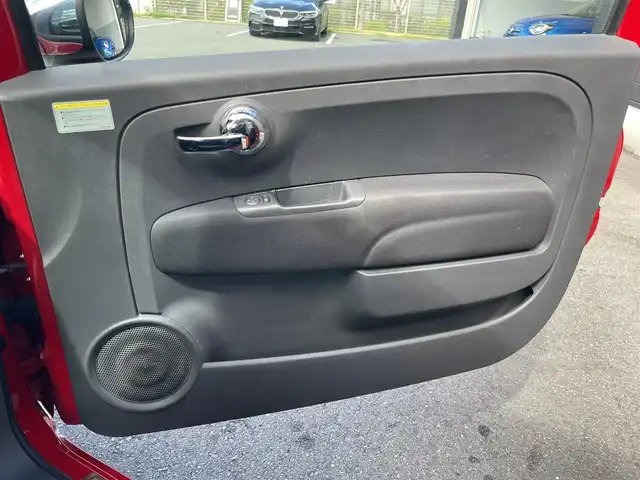フィアット ５００ 1．2 ポップ 静岡県 2017(平29)年 2.9万km 赤 社外メモリナビ/・Bluetooth/・CD/DVD/ETC/前後ドライブレコーダー/純正フロアマット