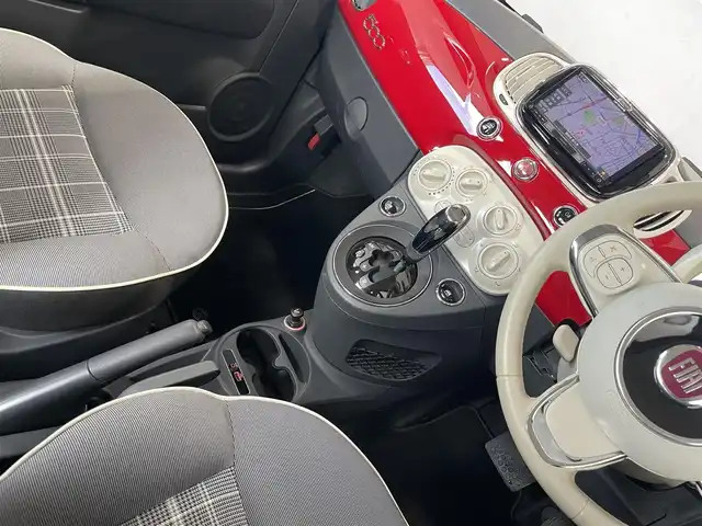 フィアット ５００ 1．2 ポップ 静岡県 2017(平29)年 2.9万km 赤 社外メモリナビ/・Bluetooth/・CD/DVD/ETC/前後ドライブレコーダー/純正フロアマット
