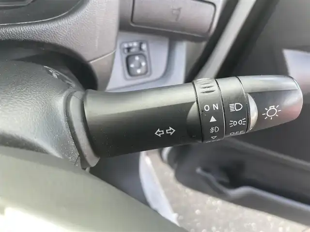 日産 デイズ ルークス ハイウェイスターX 岩手県 2016(平28)年 8.1万km ホワイトパール 純正SDナビ/AM/FM/CD/DVD/Bluetooth/フルセグTV/バックカメラ/アラウンドビューモニター/ETC/片側パワースライドドア/純正エンジンスターター/衝突被害軽減ブレーキ/横滑り防止装置/アイドリングストップ/オートライト/オートハイビーム/スマートキー/プッシュスタート/電動格納ミラー/純正14インチAW/純正フロアマット/ドアバイザー/保証書/取扱説明書