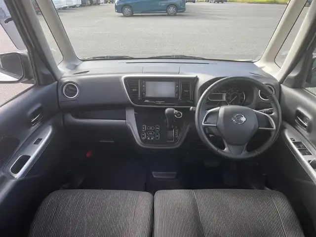 日産 デイズ ルークス ハイウェイスターX 岩手県 2016(平28)年 8.1万km ホワイトパール 純正SDナビ/AM/FM/CD/DVD/Bluetooth/フルセグTV/バックカメラ/アラウンドビューモニター/ETC/片側パワースライドドア/純正エンジンスターター/衝突被害軽減ブレーキ/横滑り防止装置/アイドリングストップ/オートライト/オートハイビーム/スマートキー/プッシュスタート/電動格納ミラー/純正14インチAW/純正フロアマット/ドアバイザー/保証書/取扱説明書