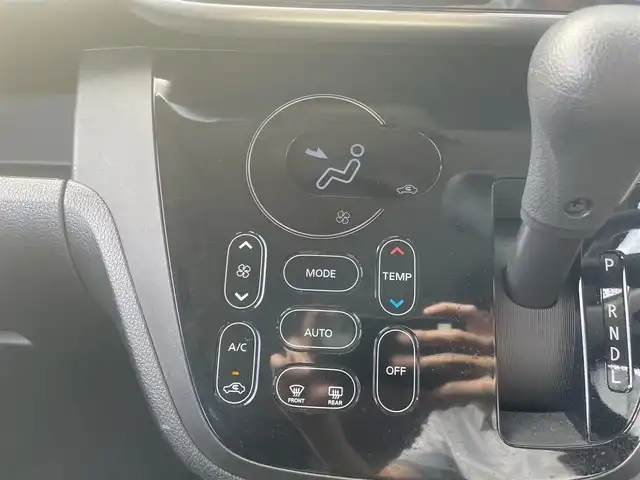 日産 デイズ ルークス ハイウェイスターX 岩手県 2016(平28)年 8.1万km ホワイトパール 純正SDナビ/AM/FM/CD/DVD/Bluetooth/フルセグTV/バックカメラ/アラウンドビューモニター/ETC/片側パワースライドドア/純正エンジンスターター/衝突被害軽減ブレーキ/横滑り防止装置/アイドリングストップ/オートライト/オートハイビーム/スマートキー/プッシュスタート/電動格納ミラー/純正14インチAW/純正フロアマット/ドアバイザー/保証書/取扱説明書