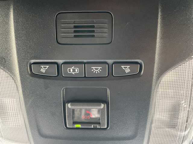 トヨタ カローラツーリング ハイブリッド ダブルバイビー 神奈川県 2022(令4)年 5.5万km プラチナホワイトパールマイカ 純正ディスプレイモ二ター/ナビ/Bluetooth/バックカメラ/USB/ブラインドスポットモニター/レーダークルーズコントロール/レーンキープアシスト/衝突軽減装置/ハーフレザーシート/100V充電/コーナーセンサー/純正アルミホイール