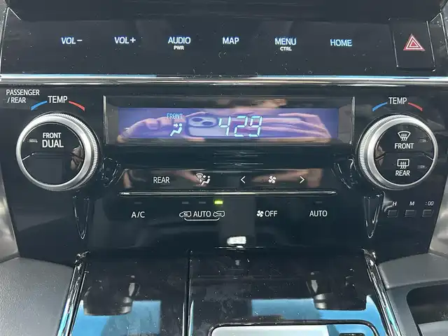 トヨタ ヴェルファイア Z Gエディション 兵庫県 2019(令1)年 6.6万km ブラック 純正10インチナビTV /純正12インチフリップモニター　/バックモニター　/三眼LEDヘッドライト　/ビルトインETC　/パワーバックドア　/両側パワースライドドア　/トヨタセーフティセンス　/シートヒーター /ステアリングヒーター/ベンチレーション/純正アルミホイル/オットマン/オートマチックハイビーム