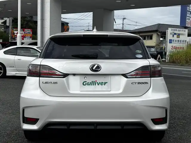 レクサス ＣＴ 200h バージョンC 熊本県 2015(平27)年 14.9万km ソニッククォーツ 純正メーカーナビ/【フルセグTV/Bluetooth/CD/DVD】/バックカメラ/クルーズコントロール/パドルシフト/前席パワーシート/シートヒーター/オートLEDライト/ウィンカーミラー/前後ドライブレコーダー/ETC/純正16インチAW/プッシュスタート/スマートキー/革巻きステアリング/ステアリングスイッチ/純正フロアマット/サイド/カーテンエアバック/横滑り防止装置/盗難防止装置/保証書/取扱説明書/スペアキー