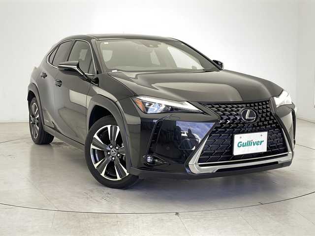 レクサス ＵＸ 250h バージョンL 千葉県 2019(平31)年 2.3万km グラファイトブラックガラスフレーク 純正ナビ/　CD/DVD/Bluetooth/フルセグTV/レクサスセーフティシステム/レーダークルーズコントロール/レーンキープアシスト/衝突軽減ブレーキ/クリアランスソナー/先行車発進警報/ロードサインアシスト/ブラインドスポットモニター/電動パーキング/オートホールド/オートハイビーム/マークレビンソンサウンド/サンルーフ/レザーシート/前席パワーシート/シートヒーター/エアーシート/運転席シートメモリー/ステアリングヒーター/パワーバックドア/ETC2.0/前方ドラレコ/防塵ルームミラー/LEDライト/フォグランプ/フロアマット