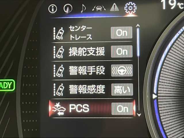レクサス ＵＸ 250h バージョンL 千葉県 2019(平31)年 2.3万km グラファイトブラックガラスフレーク 純正ナビ/　CD/DVD/Bluetooth/フルセグTV/レクサスセーフティシステム/レーダークルーズコントロール/レーンキープアシスト/衝突軽減ブレーキ/クリアランスソナー/先行車発進警報/ロードサインアシスト/ブラインドスポットモニター/電動パーキング/オートホールド/オートハイビーム/マークレビンソンサウンド/サンルーフ/レザーシート/前席パワーシート/シートヒーター/エアーシート/運転席シートメモリー/ステアリングヒーター/パワーバックドア/ETC2.0/前方ドラレコ/防塵ルームミラー/LEDライト/フォグランプ/フロアマット