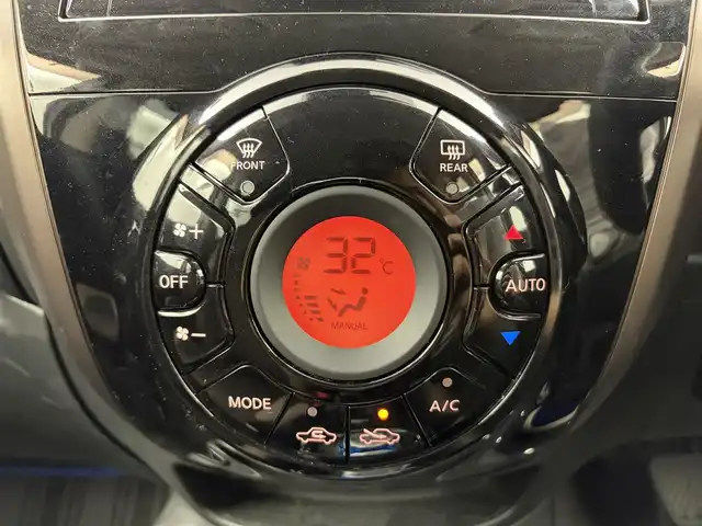 日産 ノート e－パワー メダリスト 愛知県 2018(平30)年 7.4万km パール ワンオーナー/純正7インチナビ/アラウンドビューモニター/フルセグTV/衝突被害軽減システム/クルーズコントロール/横滑り防止装置/コーナーセンサー/レーンキープアシスト/オートライト/LEDヘッドライト/フォグランプ/デジタルインナーミラー/ヒーターミラー/純正AW/純正フロアマット/プッシュスタート/スマートキーワンオーナー/純正7インチナビ/アラウンドビューモニター/フルセグTV/衝突被害軽減システム/クルーズコントロール/横滑り防止装置/コーナーセンサー/レーンキープアシスト/オートライト/LEDヘッドライト/フォグランプ/デジタルインナーミラー/ヒーターミラー/純正AW/純正フロアマット/プッシュスタート/スマートキー