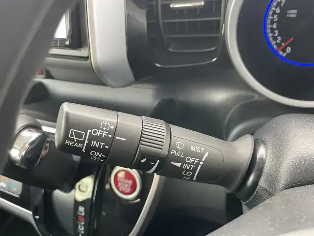 ホンダ Ｎ ＢＯＸ カスタム G Lパッケージ 千葉県 2017(平29)年 1.7万km プレミアムホワイトパールⅡ 社外メモリナビ/・ワンセグ/DVD/CD/USB/バックカメラ/ステアリングスイッチ/ETC/片側パワースライドドア/HIDヘッドライト/オートライト/フォグライト/スマートキー/プッシュスタート/電動格納ミラー/フロアマット/純正14インチAW