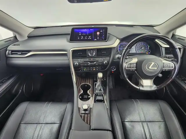 レクサス ＲＸ 450h バージョンL 愛知県 2017(平29)年 3.2万km レッドマイカクリスタルシャイン 純正ナビ/パノラマミックビューモニター/レザーシート/フリップダウンモニター/ブラインドスポットモニター/ETC2.0/プリクラッシュセーフティ/レーダークルーズコントロール/純正20インチアルミホイール/LEDヘッドライト/フルセグTV/シートヒーター/シートベンチレーション/スマートキー/プッシュスタート/電動格納ミラー/Bluetooth/CD/DVD再生