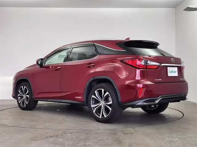 レクサス ＲＸ 450h バージョンL 愛知県 2017(平29)年 3.2万km レッドマイカクリスタルシャイン 純正ナビ/パノラマミックビューモニター/レザーシート/フリップダウンモニター/ブラインドスポットモニター/ETC2.0/プリクラッシュセーフティ/レーダークルーズコントロール/純正20インチアルミホイール/LEDヘッドライト/フルセグTV/シートヒーター/シートベンチレーション/スマートキー/プッシュスタート/電動格納ミラー/Bluetooth/CD/DVD再生