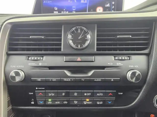 レクサス ＲＸ 450h バージョンL 愛知県 2017(平29)年 3.2万km レッドマイカクリスタルシャイン 純正ナビ/パノラマミックビューモニター/レザーシート/フリップダウンモニター/ブラインドスポットモニター/ETC2.0/プリクラッシュセーフティ/レーダークルーズコントロール/純正20インチアルミホイール/LEDヘッドライト/フルセグTV/シートヒーター/シートベンチレーション/スマートキー/プッシュスタート/電動格納ミラー/Bluetooth/CD/DVD再生