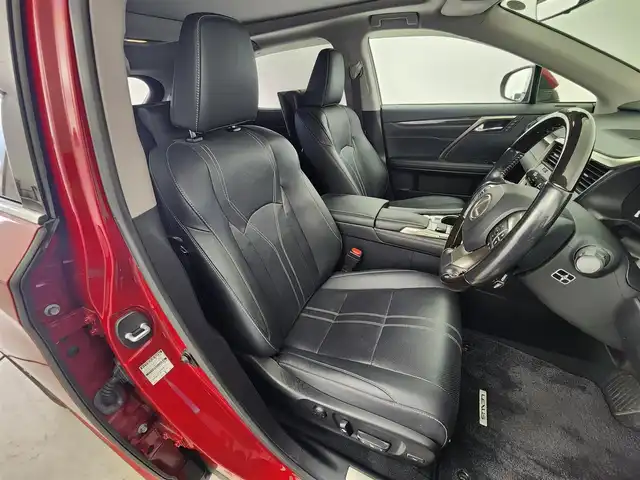 レクサス ＲＸ 450h バージョンL 愛知県 2017(平29)年 3.2万km レッドマイカクリスタルシャイン 純正ナビ/パノラマミックビューモニター/レザーシート/フリップダウンモニター/ブラインドスポットモニター/ETC2.0/プリクラッシュセーフティ/レーダークルーズコントロール/純正20インチアルミホイール/LEDヘッドライト/フルセグTV/シートヒーター/シートベンチレーション/スマートキー/プッシュスタート/電動格納ミラー/Bluetooth/CD/DVD再生