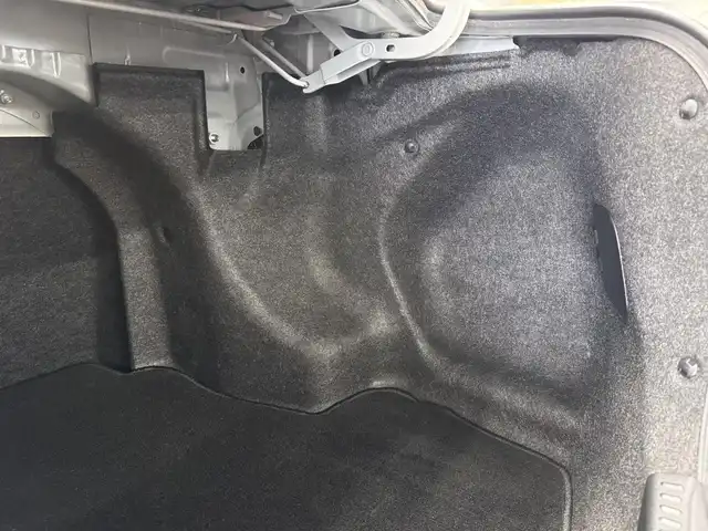 トヨタ カローラ アクシオ EX 三重県 2020(令2)年 7.8万km スーパーホワイトⅡ ガソリン/FF/5F/純正 7インチナビ NSCN-W68/（AM/FM/CD/SD/Bluetooth/AUX/地デジTV）/バックカメラ/ビルトイン ETC/Toyota Safety Sense/・プリクラッシュセーフティ/・レーンディパーチャーアラート/・オートハイビーム/・【DOP】トヨタ純正 コーナーセンサー（前後）/・VSC & TRC/など/装備/・【OP】リヤプライバシーガラス/・【DOP】トヨタ純正 ハーフシートカバー（レース）/・マニュアルエアコン/・電動格納・調整ドアミラー/・全ドアパワーウインドウ/・パワーステアリング/・15インチホイールキャップ＆スチールホイール/・プッシュスタート/・スマートキーx1/など