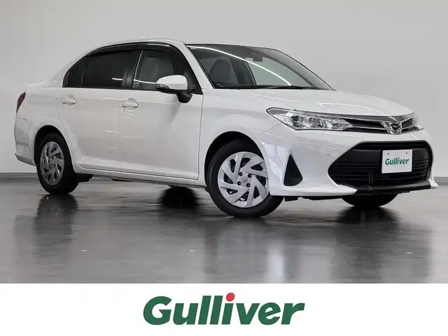 トヨタ カローラ アクシオ EX 三重県 2020(令2)年 7.8万km スーパーホワイトⅡ ガソリン/FF/5F/純正 7インチナビ NSCN-W68/（AM/FM/CD/SD/Bluetooth/AUX/地デジTV）/バックカメラ/ビルトイン ETC/Toyota Safety Sense/・プリクラッシュセーフティ/・レーンディパーチャーアラート/・オートハイビーム/・【DOP】トヨタ純正 コーナーセンサー（前後）/・VSC & TRC/など/装備/・【OP】リヤプライバシーガラス/・【DOP】トヨタ純正 ハーフシートカバー（レース）/・マニュアルエアコン/・電動格納・調整ドアミラー/・全ドアパワーウインドウ/・パワーステアリング/・15インチホイールキャップ＆スチールホイール/・プッシュスタート/・スマートキーx1/など