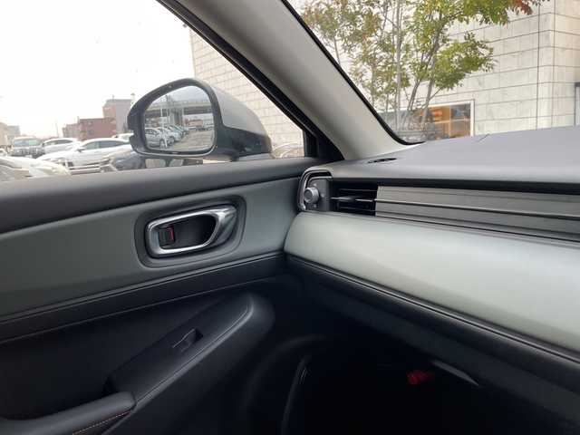 ホンダ ヴェゼル ハイブリッド e:HEV X HuNTパッケージ 石川県 2024(令6)年 0.5万km 緑 純正９型ナビ　フルセグＴＶ　バックカメラ　ＬＥＤヘッドライト　スマートキー　プッシュスタート　ホンダセンシング　レーダークルーズ　純正アルミ　ルーフレール　パドルシフト　保証書