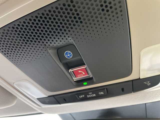 ホンダ ヴェゼル ハイブリッド e:HEV X HuNTパッケージ 石川県 2024(令6)年 0.5万km 緑 純正９型ナビ　フルセグＴＶ　バックカメラ　ＬＥＤヘッドライト　スマートキー　プッシュスタート　ホンダセンシング　レーダークルーズ　純正アルミ　ルーフレール　パドルシフト　保証書