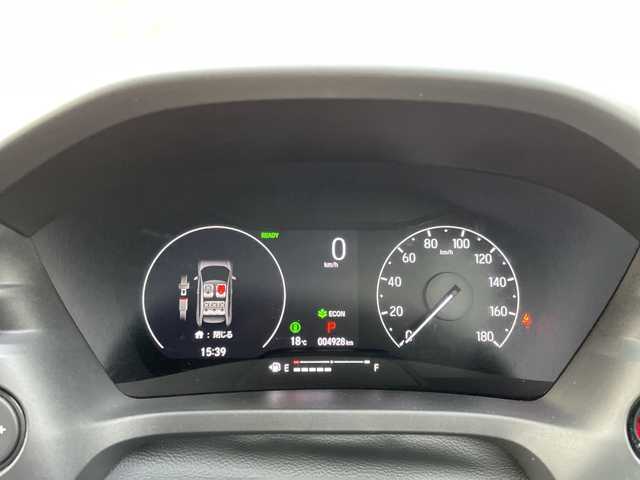 ホンダ ヴェゼル ハイブリッド e:HEV X HuNTパッケージ 石川県 2024(令6)年 0.5万km 緑 純正９型ナビ　フルセグＴＶ　バックカメラ　ＬＥＤヘッドライト　スマートキー　プッシュスタート　ホンダセンシング　レーダークルーズ　純正アルミ　ルーフレール　パドルシフト　保証書