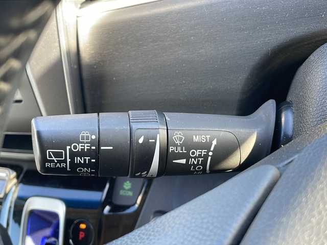 ホンダ フリード ハイブリット G ホンダセンシング 三重県 2017(平29)年 15.7万km ホワイトオーキッドパール 社外7型ナビ/ETC/バックカメラ/追従クルーズコントロール/レーンキープアシスト/前席シートヒーター/ステアリングアシスト/衝突軽減ブレーキ/LEDヘッドライト/LEDルームランプ/禁煙車