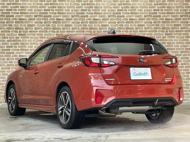 スバル インプレッサ ST－H 岩手県 2023(令5)年 0.2万km オレンジ サンブレイズパール(XAX)/４WD/デジタルマルチビューモニター/アイサイト/プリクラッシュブレーキ/車線逸脱抑制機能/AT誤発進抑制制御/後退時ブレーキアシスト/先行車発進お知らせ機能/青信号お知らせ機能/全車速追従機能付きクルーズコントロール/アクティブレーンキープ/ツーリングアシスト/緊急時プリクラッシュステアリング/スバルリヤビークルディテクション/エマージェンシーレーンキープアシスト/コーナーセンサー/ステアリング連動ヘッドランプ/パドルシフト/オートビークルホールド/SI-DRIVE/ドライバーモニタリングシステム/アダプティブドライビングビーム/１１．６インチナビ/フルセグTV/パワーシート(前席)/シートヒーター(前席)/ステアリングヒーター/LEDヘッドランプ/フロント・リヤフォグランプ/純正１７インチアルミホイール