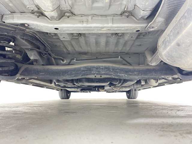 ホンダ フリード Gエアロ 神奈川県 2014(平26)年 1.8万km ホワイトオーキッドパール 純正7インチインターナビ（VXM-155VFi）/ドライブレコーダー/バックカメラ/片側パワースライドドア/横滑り防止装置/ETC/HIDヘッドライト/オートライト/ウィンカーミラー/電動格納ミラー/純正15インチAW/シートリフター/スマートキー/フロアマット/スペアキー/取扱説明書