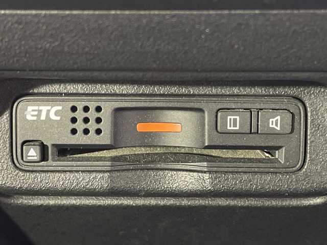 ホンダ フリード Gエアロ 神奈川県 2014(平26)年 1.8万km ホワイトオーキッドパール 純正7インチインターナビ（VXM-155VFi）/ドライブレコーダー/バックカメラ/片側パワースライドドア/横滑り防止装置/ETC/HIDヘッドライト/オートライト/ウィンカーミラー/電動格納ミラー/純正15インチAW/シートリフター/スマートキー/フロアマット/スペアキー/取扱説明書