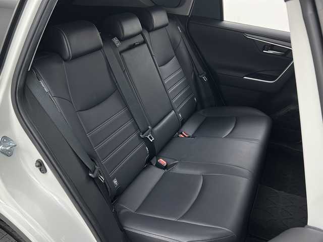 トヨタ ＲＡＶ４ G Zパッケージ 宮城県 2020(令2)年 7.4万km ホワイトパールクリスタルシャイン 禁煙車/TRDエアロ（F.S.R）/デジタルインナーミラー/トヨタセーフティーセンス/・レーダークルーズコントロール/・プリクラッシュセーフティーシステム/・レーントレーシングアシスト/・パーキングサポートブレーキ/・リヤクロストラフィックアラート/・ロードサインアシスト/・クリアランスソナー/ブラインドスポットモニター/純正10.5インチディスプレイオーディオ/Tコネクトナビ付き/（BT.AM.FM.USB.Miracast）/アラウンドビューモニター/純正ドライブレコーダー（前後）/ビルトインETC/電動リアゲート/電動パーキングブレーキ/AUTOHOLD/前席シートヒーター/運転席パワーシート/シートメモリー/合皮シート/ステアリングヒーター/革巻きステアリング/ステアリングスイッチ/プッシュスタート/スマートキー/純正フロアマット/純正ドアバイザー/純正19インチアルミホイール/LEDヘッドライト/フォグランプ/トノカバー/横滑り防止機能