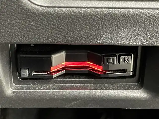 日産 セレナ e－パワー ハイウェイスター V 群馬県 2024(令6)年 3.6万km ダイヤモンドブラック 純正７インチＳＤナビ　アラウンドビューカメラ　フリップダウンモニター　両側パワースライドドア　でじタラインナーミラー　プロパイロット　ステアリングスイッチ　プッシュスタート　スマートキー　禁煙車