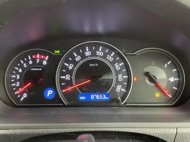 トヨタ ヴォクシー ZS 煌 道央・札幌 2018(平30)年 8.8万km ホワイトパールクリスタルシャイン ・４ＷＤ/・寒冷地仕様/・純正ナビ/・バックカメラ/・クルーズコントロール/・オートライト/・オートハイビーム/・両側パワースライドドア/・フルセグＴＶ＆Ｂｌｕｅｔｏｏｔｈ＆ＣＤ＆ＤＶＤ/・横滑り防止機能/・レーンアシスト/・先行車発進通知/・ＥＴＣ/・前後ドラレコ/・アイドリングストップ/・純正フロアマット/・純正アルミホイール/・ドアバイザー/・ＬＥＤヘッドライト/・フロントフォグランプ/・ＭＴモード付ＡＴ/・ステアリングスイッチ