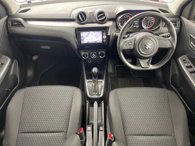 スズキ スイフト XL 熊本県 2017(平29)年 10万km バーニングレッドPM 社外ナビ/・フルセグTV/CD/DVD/SD/ステアリングリモコン/パドルシフト/ETC/D席シートヒーター/ハロゲンヘッドライト/ヘッドライトレベライザー/電格ミラー/スマートキー/プッシュスタート/純正アルミホイール