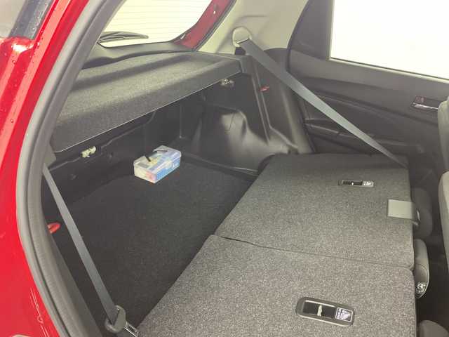 スズキ スイフト XL 熊本県 2017(平29)年 10万km バーニングレッドPM 社外ナビ/・フルセグTV/CD/DVD/SD/ステアリングリモコン/パドルシフト/ETC/D席シートヒーター/ハロゲンヘッドライト/ヘッドライトレベライザー/電格ミラー/スマートキー/プッシュスタート/純正アルミホイール