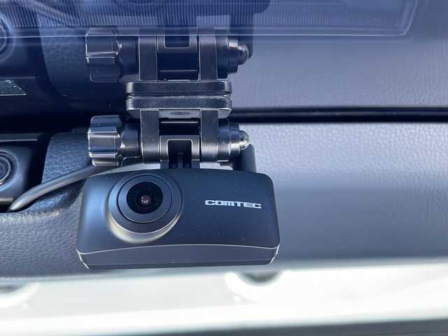 トヨタ ＲＡＶ４ G Zパッケージ 山口県 2019(令1)年 3.8万km ホワイトパールクリスタルシャイン 社外９インチナビ/（AM/FM/CD/DVD/Bluetooth）/フルセグＴＶ　/ブラインドスポットモニター　/TRDマッドガード/バックモニター/トヨタセーフティセンス/・プリクラッシュセーフティ/・レーダークルーズコントロール/・レーンデパーチャーアラート/・オートマチックハイビーム　/前席シートヒーター　/デジタルインナーミラー　/パワーバックドア　/パワーシート　/ドライブレコーダー　/ＥＴＣ　/ＬＥＤヘッドライト/コーナーセンサー/純正19インチAW