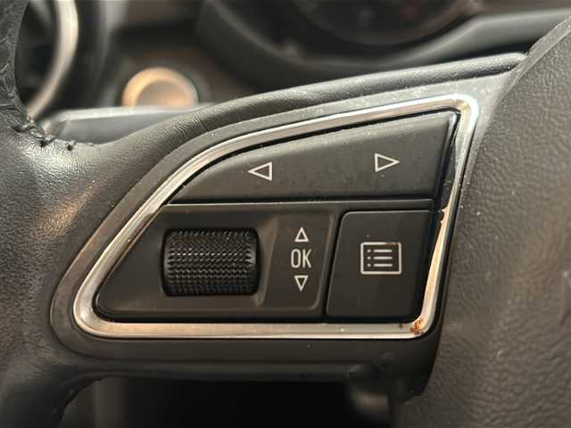 アウディ Ａ１ SB ミッドナイトリミテッド 新潟県 2018(平30)年 4.2万km ミサノレッドパールエフェクト 375台限定車”ミッドナイトリミテッド”/-Sラインエクステリア/-専用ブラックスタイリングパッケージ/-17インチアルミホイール/-ロゴデカール/-ナビキセノンプラスパッケージ/ -SSDナビゲーション/ -CD/DVD/MSV/FM/AM/ -バイキセノンヘッドライト/ -自動ヘッドライトレンジコントロール/ -ヘッドライトウォッシャー/ -リヤLEDコンビネーションランプ/-コンビニエンスパッケージ/ -アドバンストキー/ -アウディパーキングシステム/ -オートマチックエアコンディショナー/ -シートヒーター/ -センターアームレスト/-コントラストルーフ(ブリリアントブラック)/-エアコン吹き出し口カラードスリーブ/-フロントフォグライト/ワンオーナー/ETC/アイドリングストップ