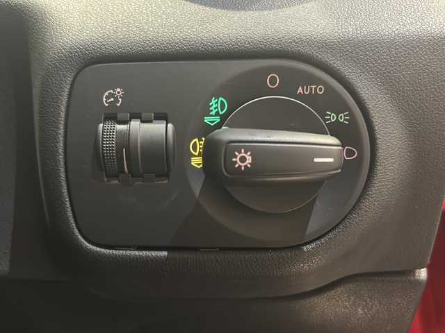 アウディ Ａ１ SB ミッドナイトリミテッド 新潟県 2018(平30)年 4.2万km ミサノレッドパールエフェクト 375台限定車”ミッドナイトリミテッド”/-Sラインエクステリア/-専用ブラックスタイリングパッケージ/-17インチアルミホイール/-ロゴデカール/-ナビキセノンプラスパッケージ/ -SSDナビゲーション/ -CD/DVD/MSV/FM/AM/ -バイキセノンヘッドライト/ -自動ヘッドライトレンジコントロール/ -ヘッドライトウォッシャー/ -リヤLEDコンビネーションランプ/-コンビニエンスパッケージ/ -アドバンストキー/ -アウディパーキングシステム/ -オートマチックエアコンディショナー/ -シートヒーター/ -センターアームレスト/-コントラストルーフ(ブリリアントブラック)/-エアコン吹き出し口カラードスリーブ/-フロントフォグライト/ワンオーナー/ETC/アイドリングストップ