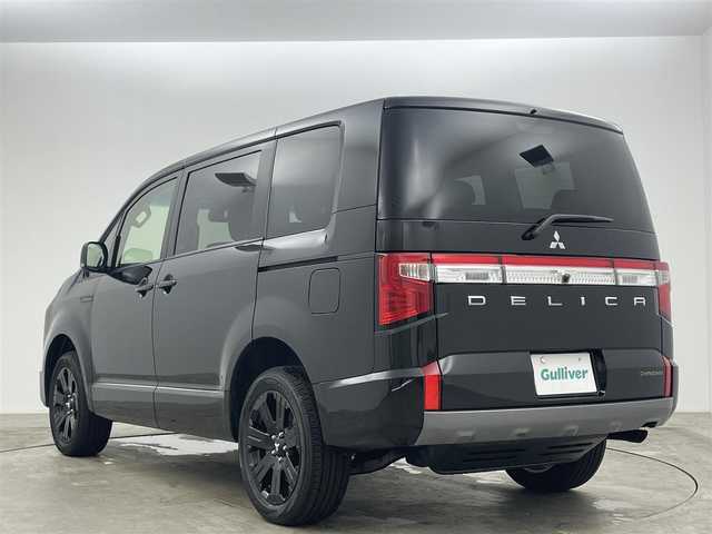 三菱 デリカＤ：５ シャモニー 岡山県 2025(令7)年 0.1万km未満 黒Ⅱ 登録済未使用車	/バックカメラ/追従型クルーズコントロール	/オートホールド/オートハイビーム	/LEDヘッドライト（AUTO機能付き）	/前席シートヒーター/パワーバックドア	/運転席パワーシート	/ブラインドスポットモニター/衝突軽減ブレーキシステム	/車線逸脱防止システム	/横滑り防止装置	/踏み間違い防止装置/ハーフレザー	/純正18インチアルミ	/ステアリングスイッチ	/ステアリングリモコン	/パドルシフト/プッシュスタート	/スマートキー×2	/保証書	/取扱説明書