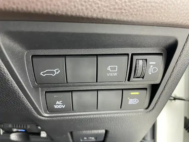 トヨタ ヤリスクロス ハイブリッド Z 福井県 2022(令4)年 1.2万km ホワイトパールクリスタルシャイン 純正ディスプレイオーディオ　/ナビ　ＢＴ　ＵＳＢ　Ｍｉｒａｃａｓｔ　/アラウンドビューモニター　/ビルトインＥＴＣ　/アダプティブクルーズコントロール　/トヨタセーフティセンス　/前後ドラレコ　/パワーバックドア/レーンキープアシスト/ブラインドスポットモニター/前席シートヒーター/オートライト/アダプティブフロントライティングシステム