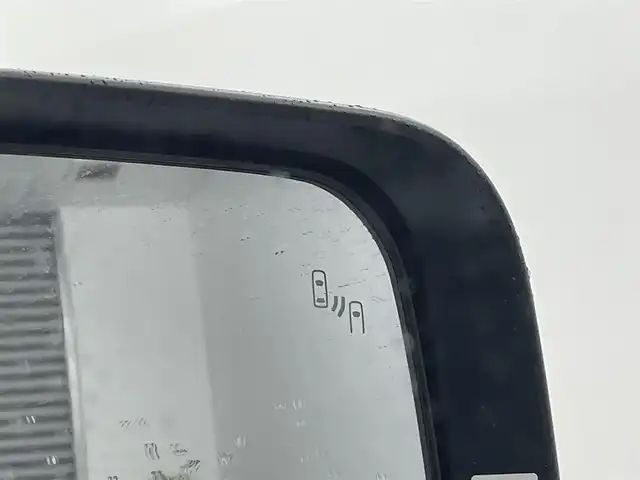 三菱 デリカＤ：５ シャモニー 福井県 2025(令7)年 0.1万km未満 白Ⅱ 4WD/e-Assist/オリジナルナビ取付パッケージ＋リアモニター取付パッケージ/D:5専用11型アルパインナビゲーション(EX11NX)/（フルセグTV/CD/DVD/Bluetooth/AM/FM)/バックカメラ/衝突軽減システム/レーダークルーズコントロール/両側パワースライドドア/パワーバックドア/パドルシフト/シートヒーター/ハンドルヒーター/ハーフレザーシート/ 電動パーキングブレーキ/ブレーキホールド/純正１８インチアルミホイール