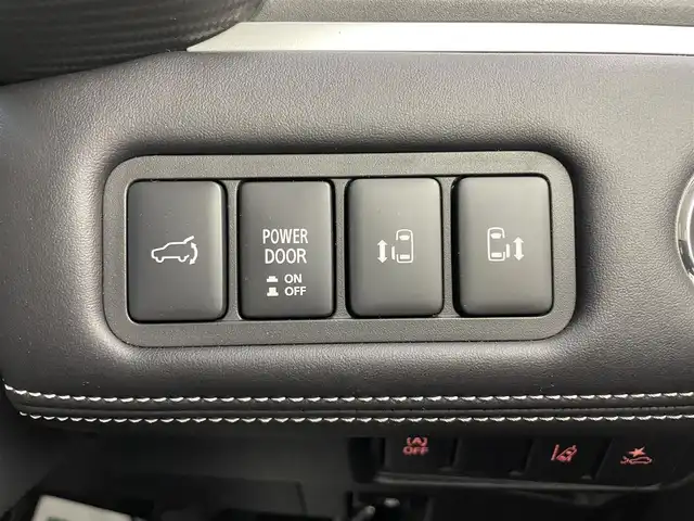 三菱 デリカＤ：５ シャモニー 福井県 2025(令7)年 0.1万km未満 白Ⅱ 4WD/e-Assist/オリジナルナビ取付パッケージ＋リアモニター取付パッケージ/D:5専用11型アルパインナビゲーション(EX11NX)/（フルセグTV/CD/DVD/Bluetooth/AM/FM)/バックカメラ/衝突軽減システム/レーダークルーズコントロール/両側パワースライドドア/パワーバックドア/パドルシフト/シートヒーター/ハンドルヒーター/ハーフレザーシート/ 電動パーキングブレーキ/ブレーキホールド/純正１８インチアルミホイール