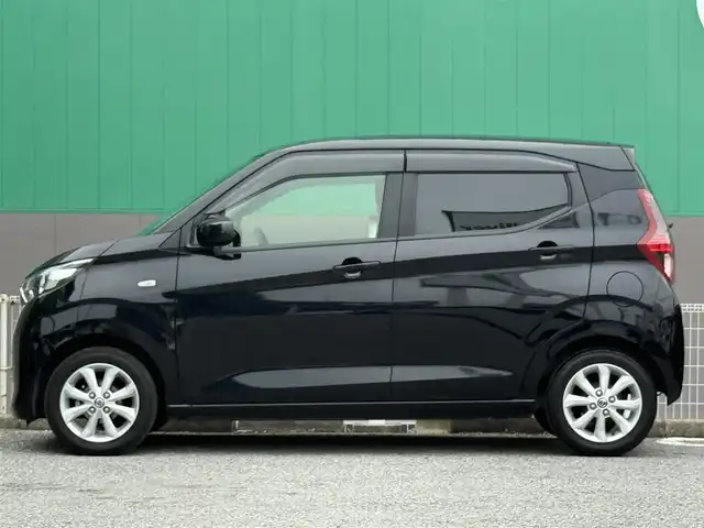 日産 デイズ X 千葉県 2020(令2)年 6.3万km ブラック 社外メモリナビ（CD/DVD/FM/AM/Bluetooth/SD)/エマージェンシーブレーキ/バックカメラ/ETC/前後コーナーセンサー/アイドリングストップ/オートライト/プッシュスタート/スマートキー/スペアキー/保証書/取扱説明書