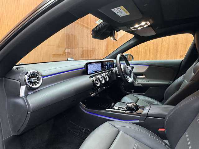 メルセデス・ベンツ ＣＬＡ２００ｄ Sブレーク AMGライン 千葉県 2019(令1)年 3.6万km コスモスブラック レザーエクスクルーシブＰＫＧ　/アドバンスドＰＫＧ　/パノラマＳＲ　/ＡＣＣ　/革　/ナビ　/ＴＶ　/Ｂｌｕｅｔｏｏｔｈ接続　/３６０°ＨＵＤ　/シートヒーター　/電動リアゲート　/衝突軽減Ｂ　/ＢＳＭ　/ＬＫＡ　/ＥＴＣ