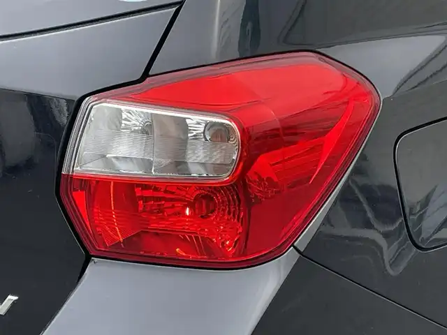 スバル インプレッサ ＸＶ 2．0i－L アイサイト 岩手県 2015(平27)年 8.8万km クリスタルブラックシリカ 禁煙車/4WD/ワンオーナー/アイサイトver.3/〇レーンキープアシスト/〇衝突軽減ブレーキ/〇誤発進抑制機能/〇横滑り防止装置/追従型クルーズコントロール/前席パワーシート/純正ナビ/→フルセグTV/Bluetooth/CD/DVD/FM/AM/バックカメラ/ETC/オートライト/フォグライト/パドルシフト/〇電動格納ミラー/〇ウィンカーミラー/〇ドアバイザー/〇純正フロアマット/スペアキー