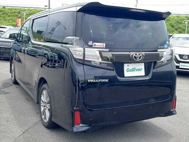 トヨタ ヴェルファイア 2.5Z Aエディデョン ゴールデンアイズ 青森県 2017(平29)年 10.8万km 黒 ・4WD/・純正ディスプレイオーディオ（T-connectoナビ）/・フルセグTV/・BT接続/・バックカメラ/・両側パワースライドドア/・パワーバックドア/・社外デジタルインナーミラー/・プリクラッシュ（衝突被害軽減ブレーキ）/・クルーズコントロール/・オートマチックハイビーム/・LEDオートヘッドライト/・フロントフォグライト/・電動パーキングブレーキ/・ブレーキホールド/・ステアリングスイッチ/・フロントガラスデアイサー/・スマートキー/・ビルトインETC/・クルーズコントロール/・純正18インチAW（235/50R18　22年製造）/・取扱説明書/・スペアキー×2　/・純正エンジンスターターキー