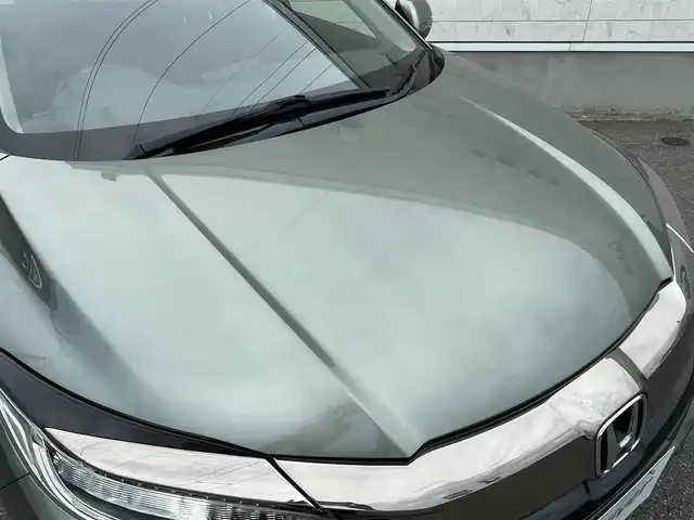 ホンダ ヴェゼル ハイブリッド X ホンダセンシング 山形県 2018(平30)年 4.9万km シルバーミストグリーンM 4WD/純正ナビ[VXM-184VFi]/(CD/DVD/BT/フルセグTV/SD)/バックカメラ/Honda SENSING/誤発進抑制機能/LKAS/前席シートヒーター/オートクルーズコントロール/LEDヘッドライト/オートライト/パドルシフト/ドライブレコーダー/スマートキー/ビルトインETC/純正AW/フォグランプ