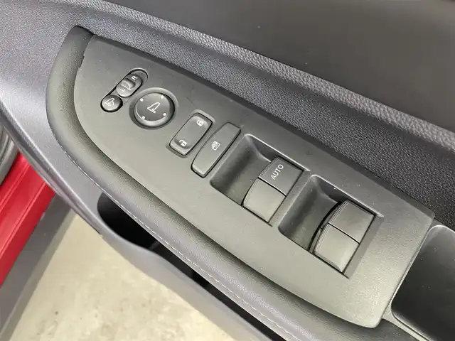 ホンダ ＷＲ－Ｖ Z+ 大分県 2024(令6)年 0.1万km 赤Ｍ ホンダセンシング/レーダークルーズ/レーンキープ/コーナーセンサー/パドルシフト/プッシュスタート/ルーフレール/LEDヘッドライト/フォグランプ/ハーフレザーシート/ETC/バックカメラ