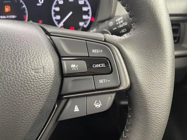 ホンダ ＷＲ－Ｖ Z+ 大分県 2024(令6)年 0.1万km 赤Ｍ ホンダセンシング/レーダークルーズ/レーンキープ/コーナーセンサー/パドルシフト/プッシュスタート/ルーフレール/LEDヘッドライト/フォグランプ/ハーフレザーシート/ETC/バックカメラ